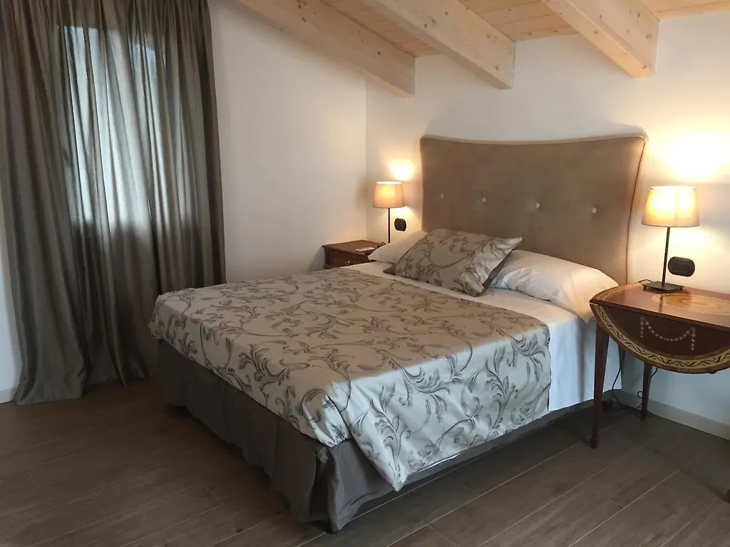 La Villa Bianca Guest House Cantù Italie